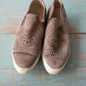 Seychelles Suede Cutout Slip-On Sneakers  Laser Cut Loafer TAUPE TAN SZ 8.5M